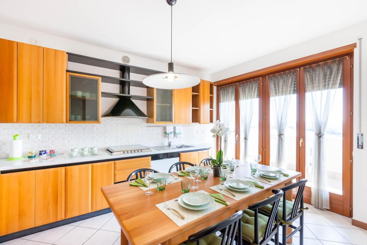 Apartament Attico Ai Cedri Werona Pokój zdjęcie