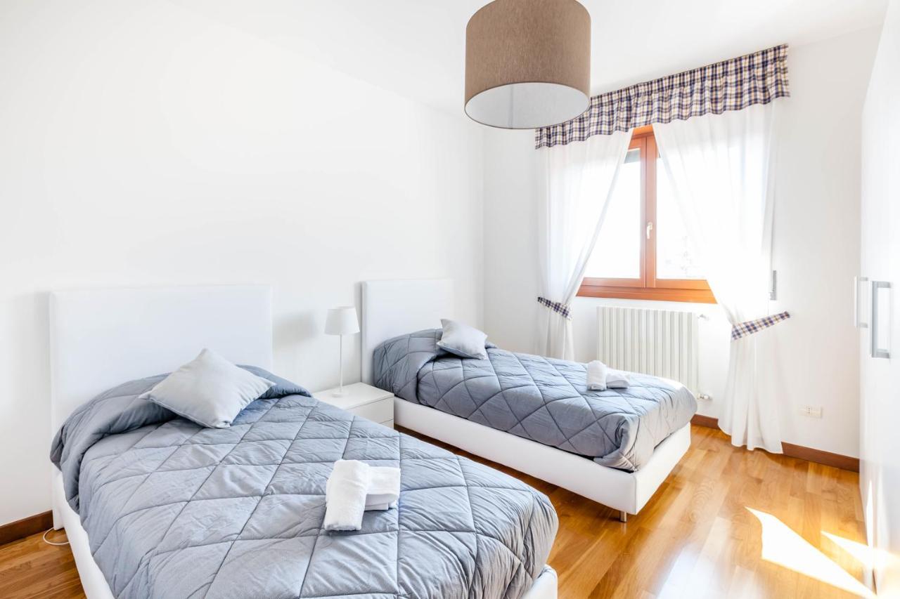 Apartament Attico Ai Cedri Werona Pokój zdjęcie