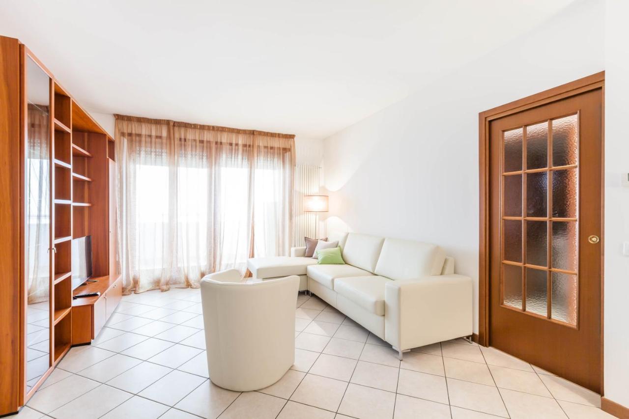 Apartament Attico Ai Cedri Werona Pokój zdjęcie