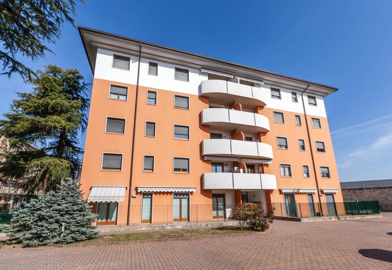 Apartament Attico Ai Cedri Werona Pokój zdjęcie